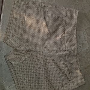 NEW YORK AND COMPANY  beige short!!